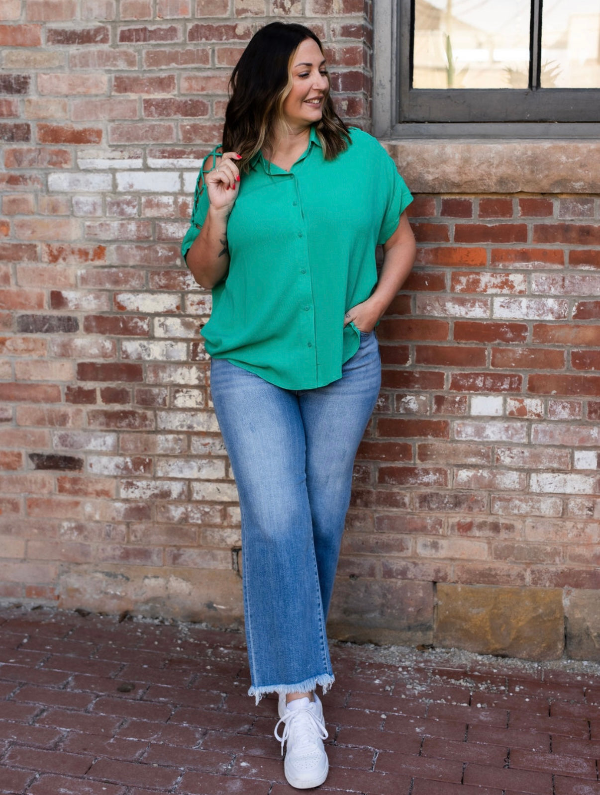 The Lightweight Shoulder Lace Top