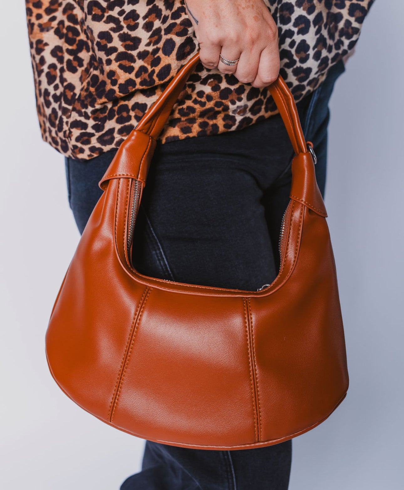 The Sadie Shoulder Bag (2 Colors)