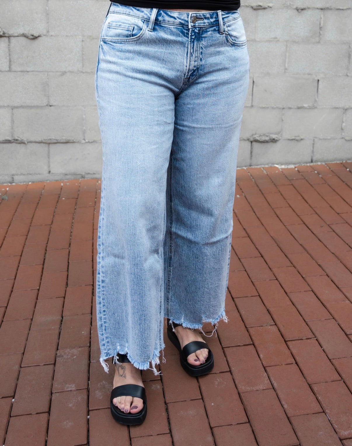 The Vervet Wide Leg Laila Jeans