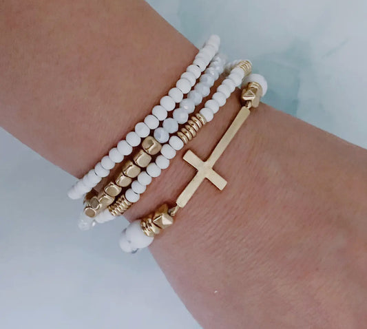 The Cross Beaded Bracelet (2 Colors)