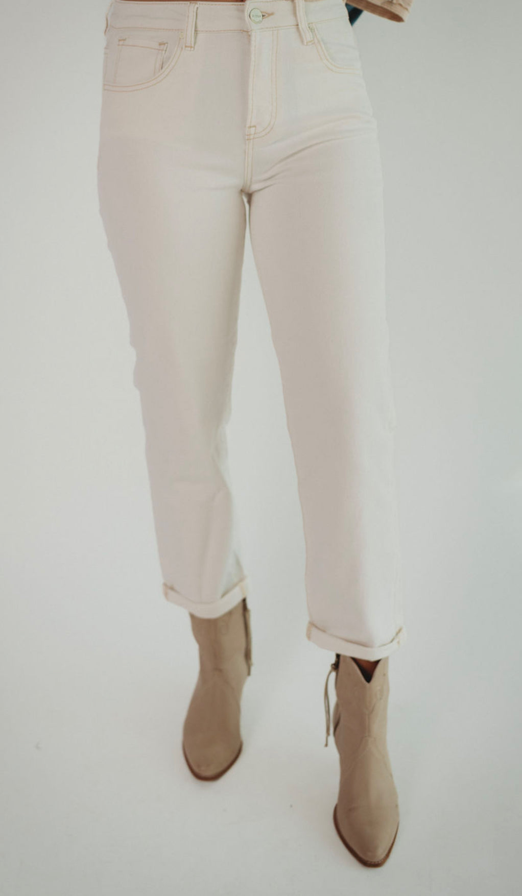 The Risen White Boyfriend Jeans