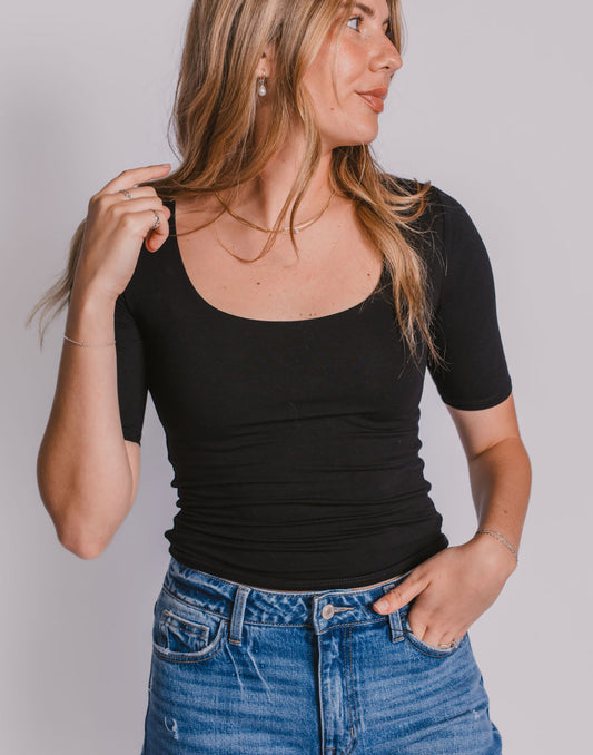 The Scoop Neck Short Sleeve
