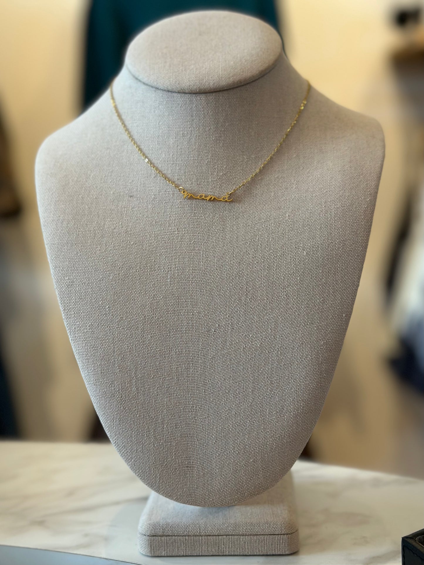 The Mama Necklace