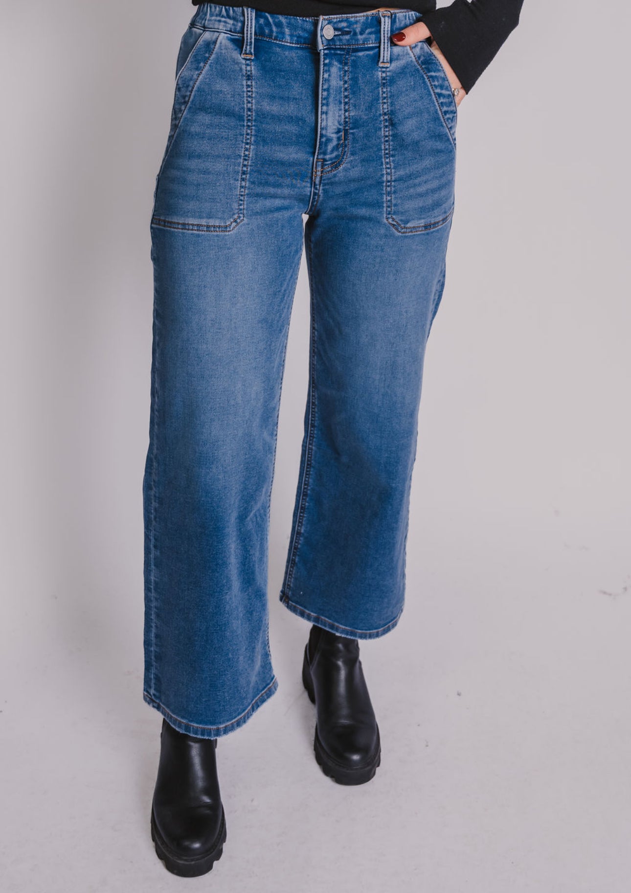 The Wide Leg Kris Vervet Jeans