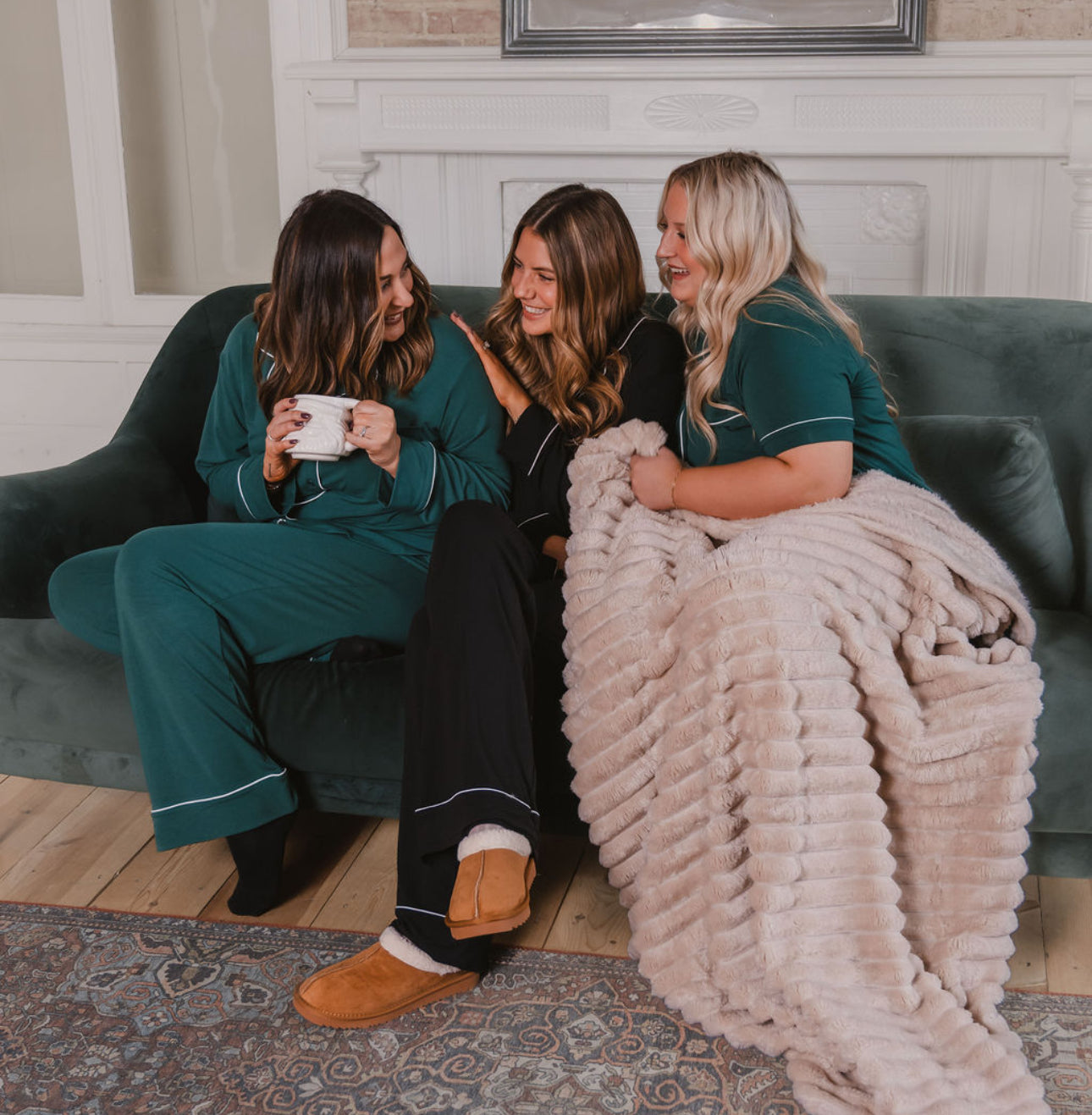 The Snowed-In Sleepwear Set (2 Colors)