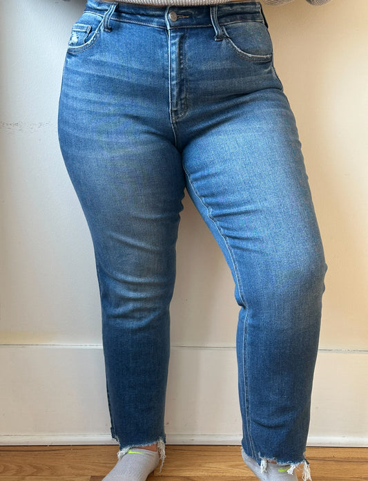 The Vervet Victoria Regular Straight Jeans