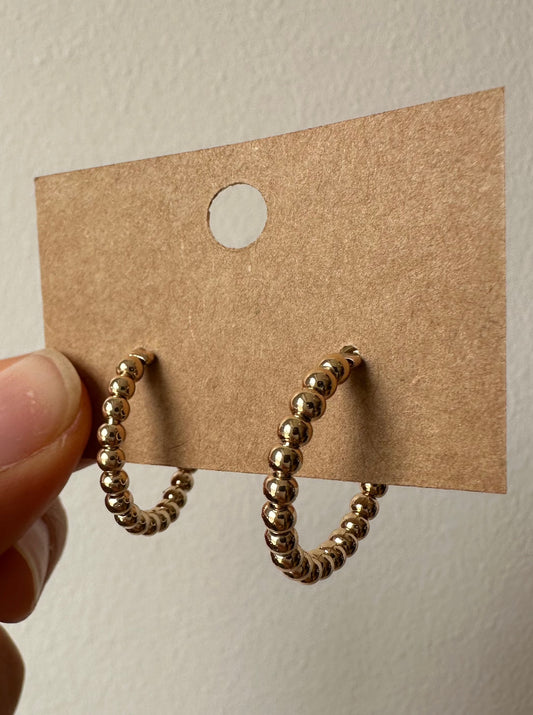 The Small Beaded Hoops (2 Colors)