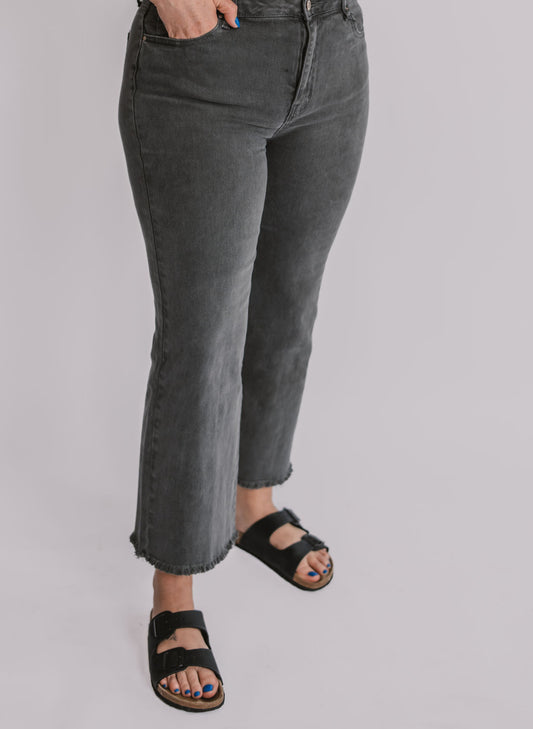 The High Waisted Jade Jeans (2 Colors)
