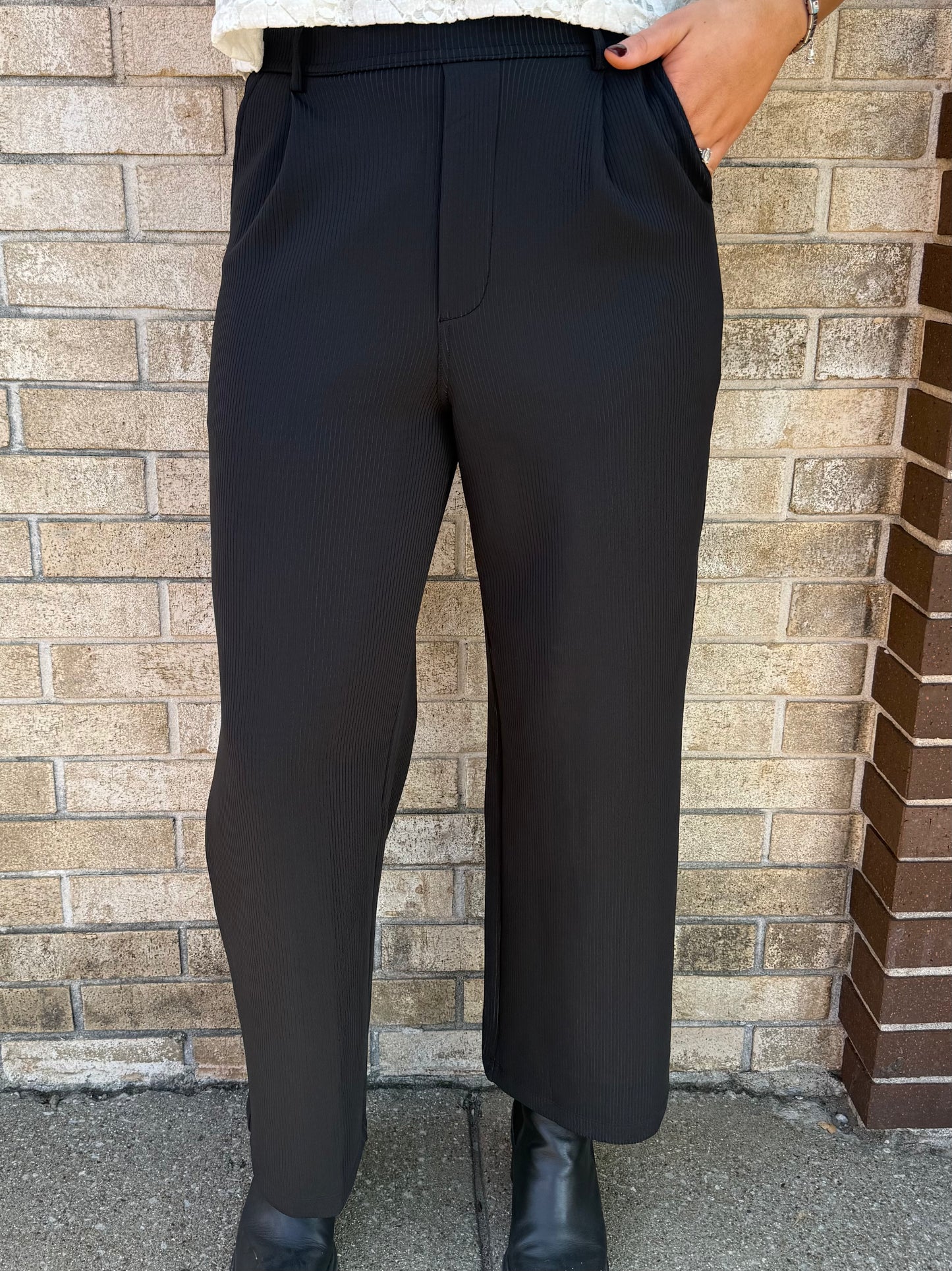 The Ribbed Tailored Trousers