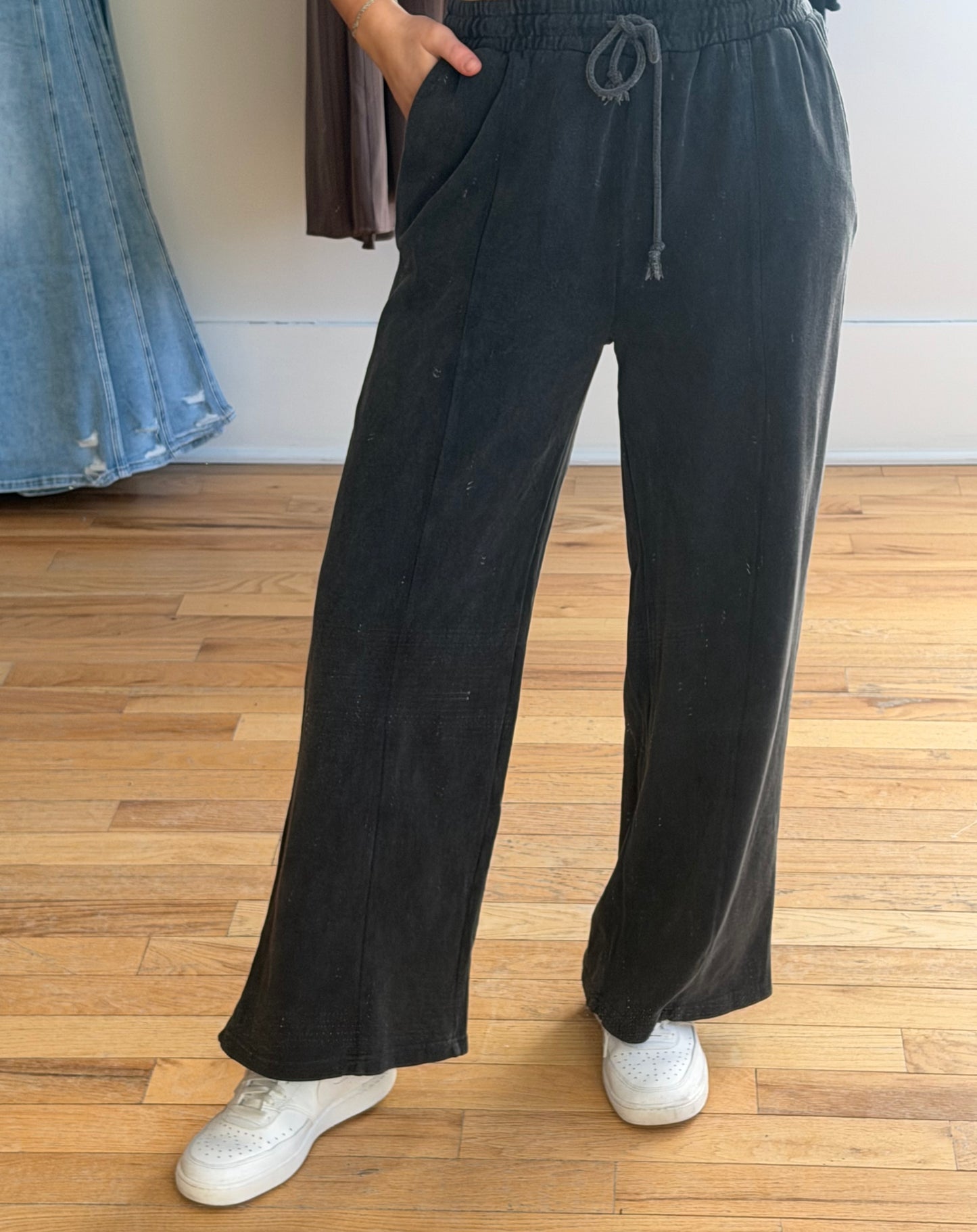 The Jess Wide Leg Sweatpants