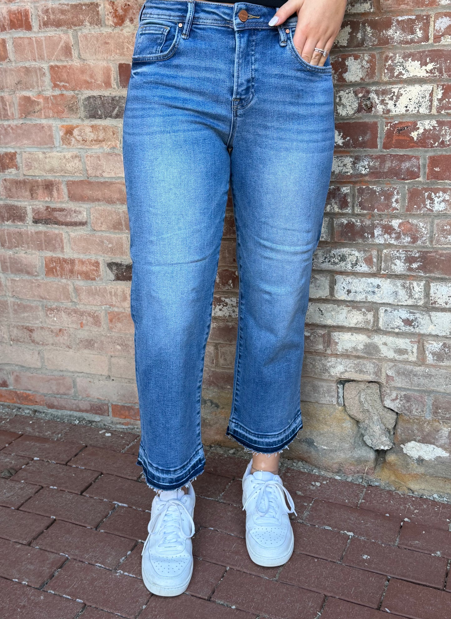 The Bailey Boyfriend Risen Jeans