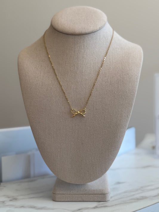 The Basic Bow Necklace